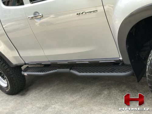 SM102 SIDE STEPS FOR ISUZU D-MAX 2017-2019