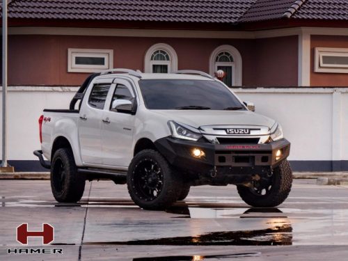 M-SERIES BULL BAR (SINGLE LIGHT) IN BLACK FOR ISUZU D-MAX 2017-2019